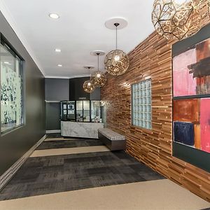 Spring Hill Central Apartments